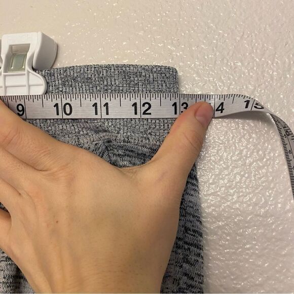 Athleta gray woman’s Techie Jogger Pants pull on drawstring with pockets- XXS - Picture 5 of 11